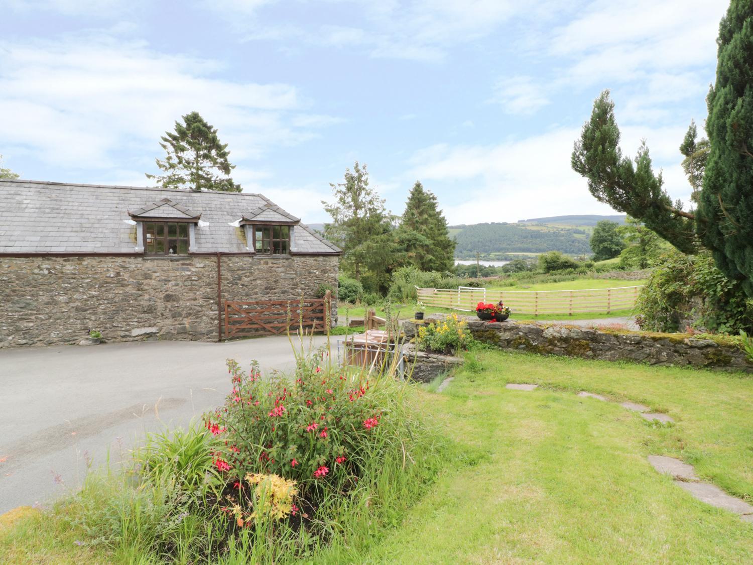 Hen Ysgubor Cottage Bala Exterior photo